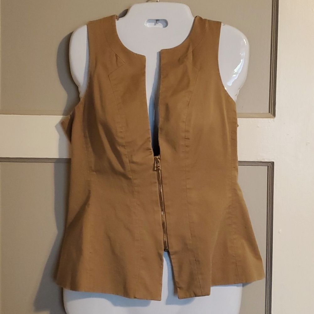 NY&Co Camel zip front vest